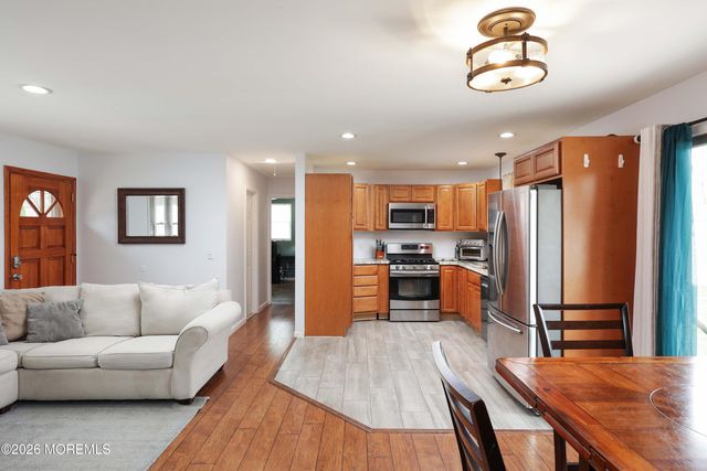 36 Bay Laurel Drive, Brick, NJ 08723