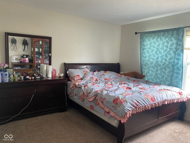 2350 Harvest Moon Drive, Greenwood, IN 46143