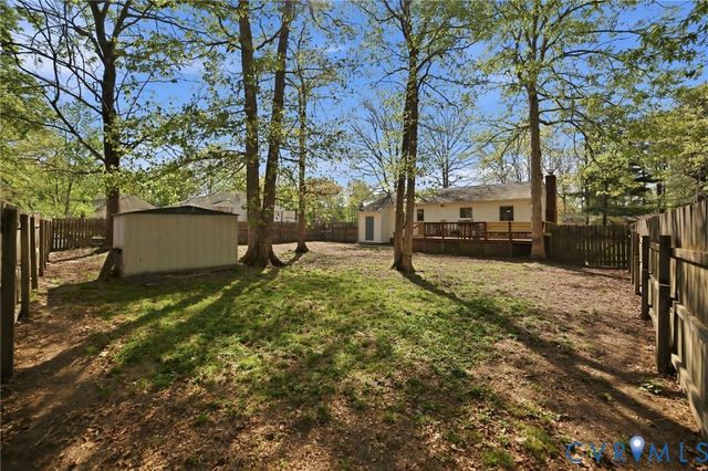 103 Five Oaks Ln, Ashland, VA 23005