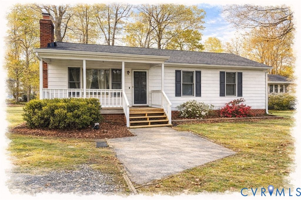 103 Five Oaks Ln, Ashland, VA 23005