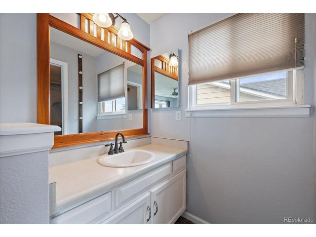 8651 Aspen Cir, Parker, CO 80134