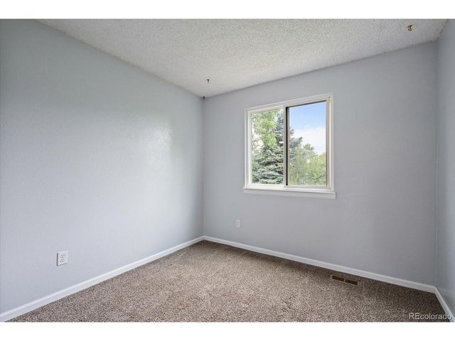 8651 Aspen Cir, Parker, CO 80134