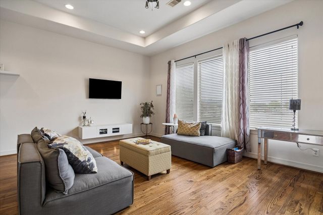 3804 Centerplaza Drive, Houston, TX 77007