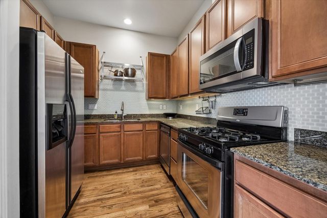 3804 Centerplaza Drive, Houston, TX 77007