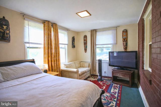 2311 JAMESON ST, Temple Hills, MD 20748
