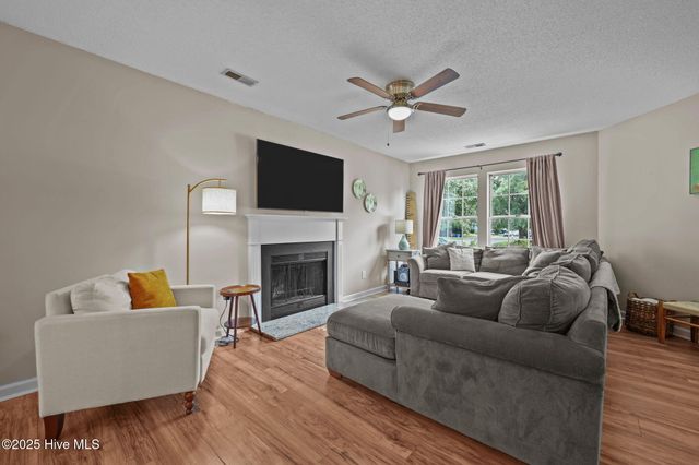 3025 Foxhorn Road, Jacksonville, NC 28546