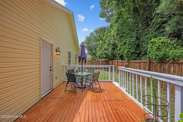 3025 Foxhorn Road, Jacksonville, NC 28546