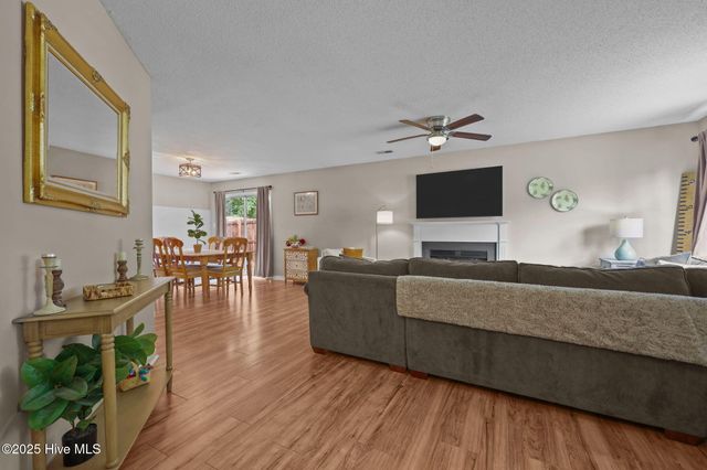 3025 Foxhorn Road, Jacksonville, NC 28546