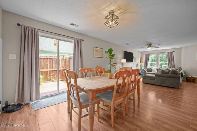 3025 Foxhorn Road, Jacksonville, NC 28546