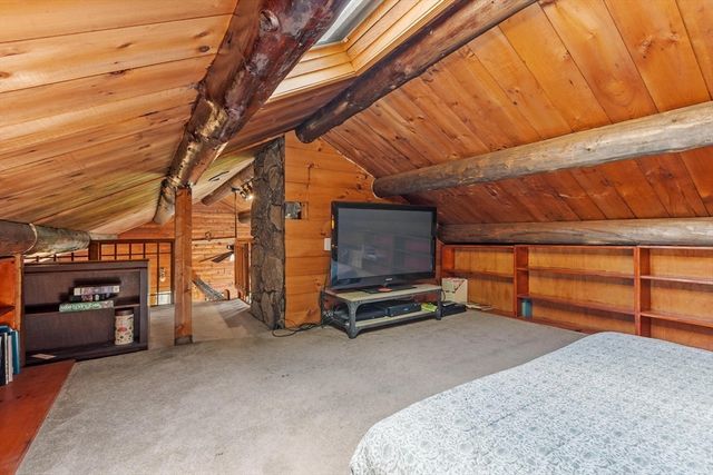 10 Old Shirley Rd, Harvard, MA 01451