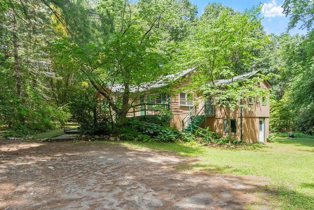 10 Old Shirley Rd, Harvard, MA 01451