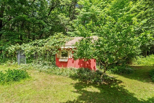 10 Old Shirley Rd, Harvard, MA 01451