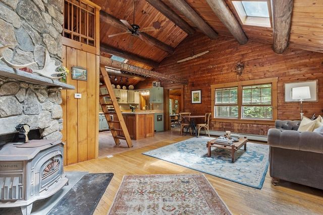 10 Old Shirley Rd, Harvard, MA 01451