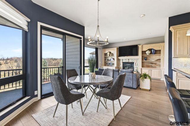 4302 N 195 Circle, Elkhorn, NE 68022