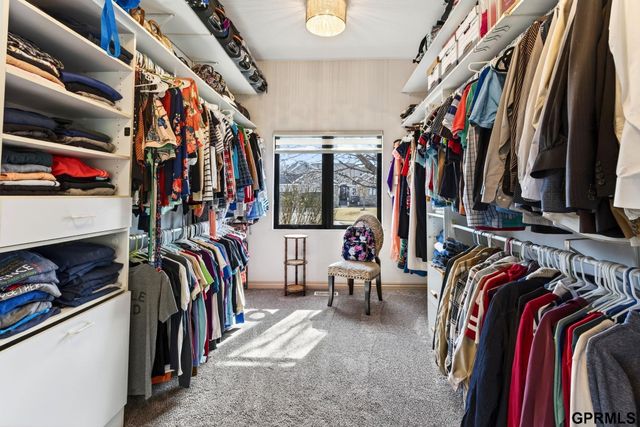 4302 N 195 Circle, Elkhorn, NE 68022