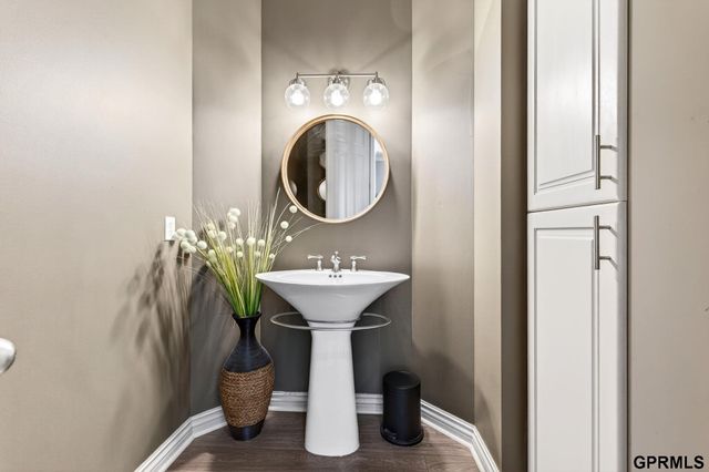 4302 N 195 Circle, Elkhorn, NE 68022