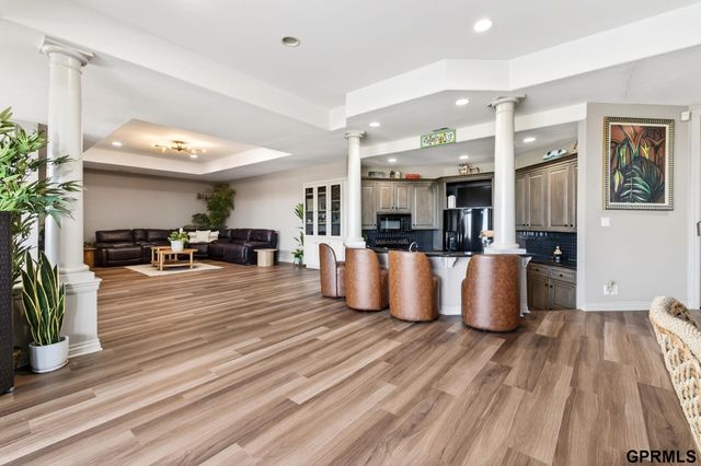 4302 N 195 Circle, Elkhorn, NE 68022