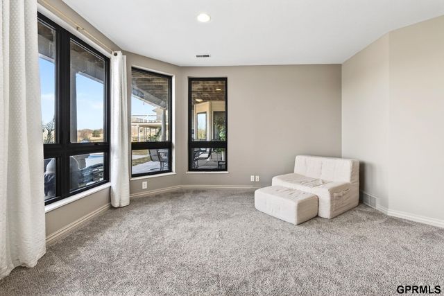 4302 N 195 Circle, Elkhorn, NE 68022