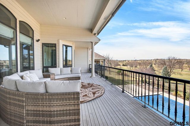 4302 N 195 Circle, Elkhorn, NE 68022