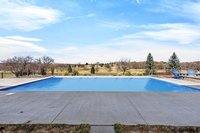 4302 N 195 Circle, Elkhorn, NE 68022