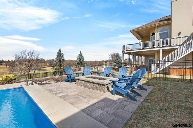 4302 N 195 Circle, Elkhorn, NE 68022