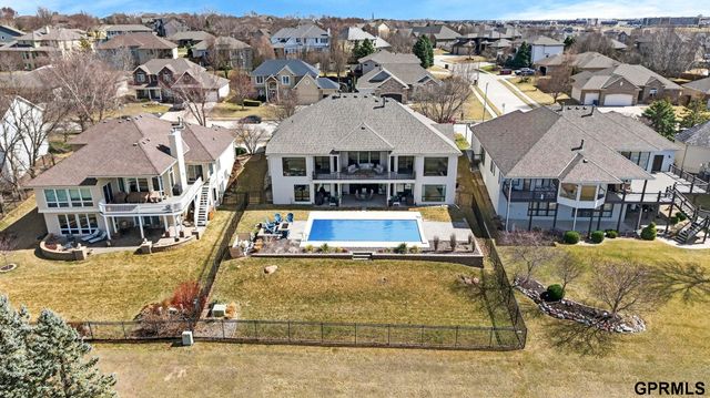 4302 N 195 Circle, Elkhorn, NE 68022