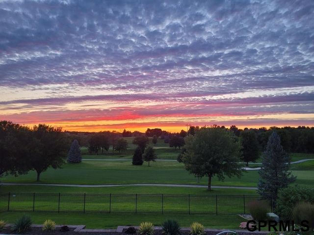 4302 N 195 Circle, Elkhorn, NE 68022