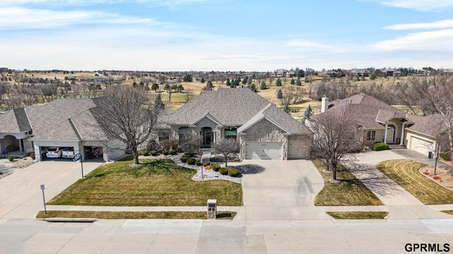 4302 N 195 Circle, Elkhorn, NE 68022
