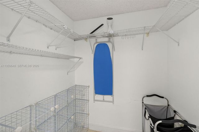 2401 Collins Ave 1103, Miami Beach, FL 33140