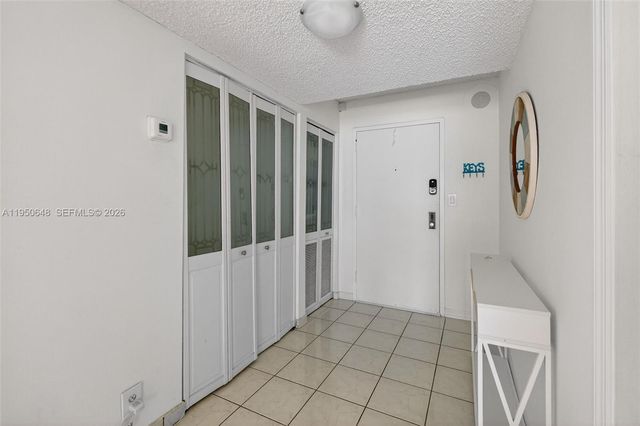 2401 Collins Ave 1103, Miami Beach, FL 33140