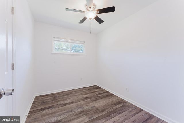 3269 ANNANDALE RD, Falls Church, VA 22042