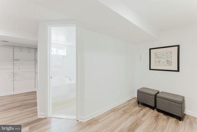 3269 ANNANDALE RD, Falls Church, VA 22042