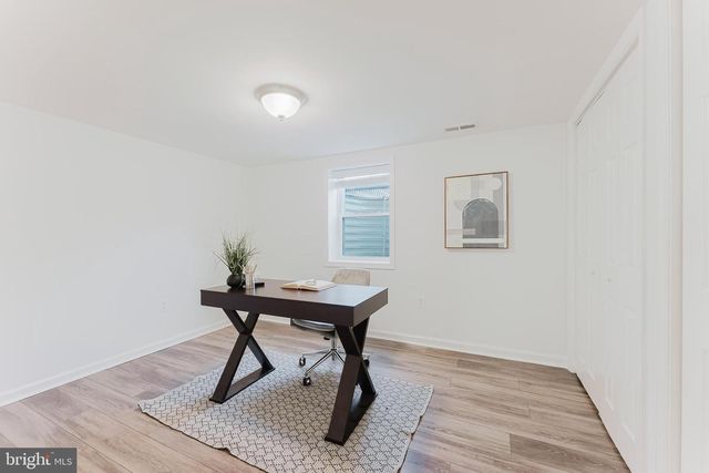 3269 ANNANDALE RD, Falls Church, VA 22042