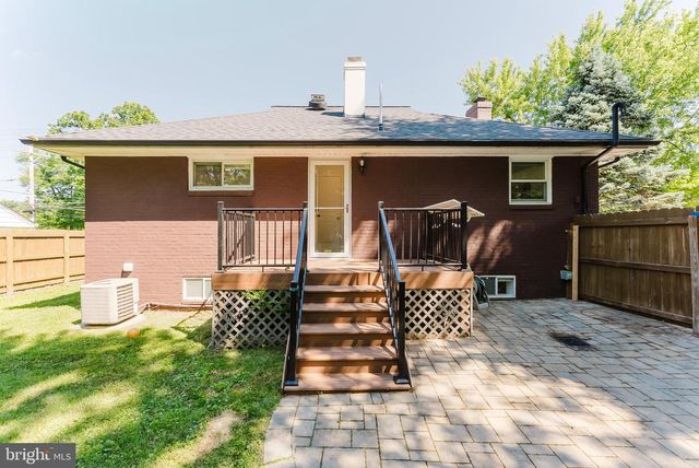 3269 ANNANDALE RD, Falls Church, VA 22042