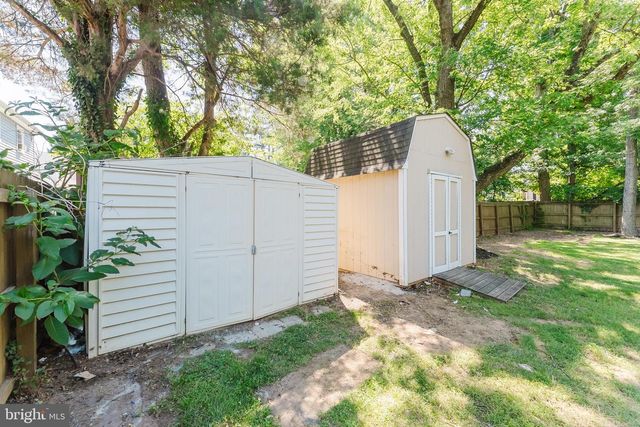 3269 ANNANDALE RD, Falls Church, VA 22042