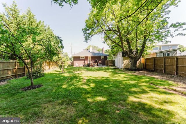 3269 ANNANDALE RD, Falls Church, VA 22042