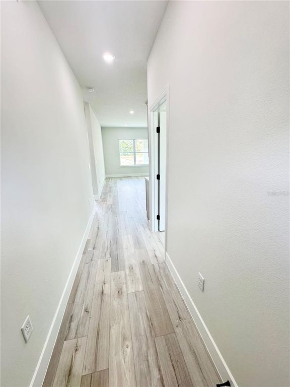 Image 9 of property listing at 4662 SAN IGNACIO DRIVE, Sebring, FL 33872