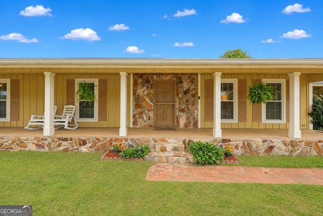 615 Fischer Road, Sharpsburg, GA 30277