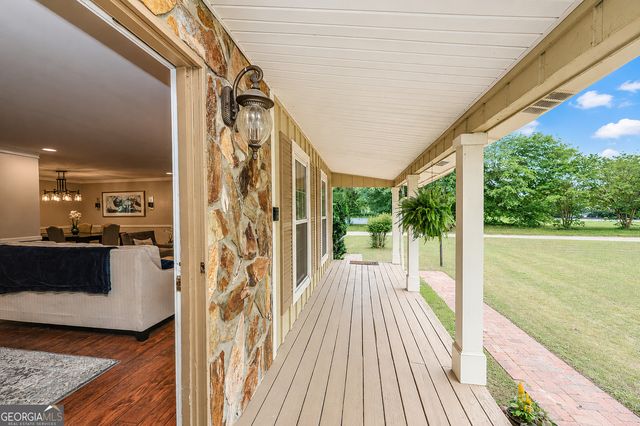 615 Fischer Road, Sharpsburg, GA 30277