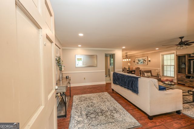 615 Fischer Road, Sharpsburg, GA 30277