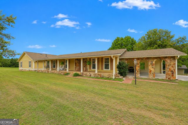 615 Fischer Road, Sharpsburg, GA 30277