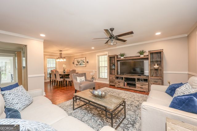 615 Fischer Road, Sharpsburg, GA 30277
