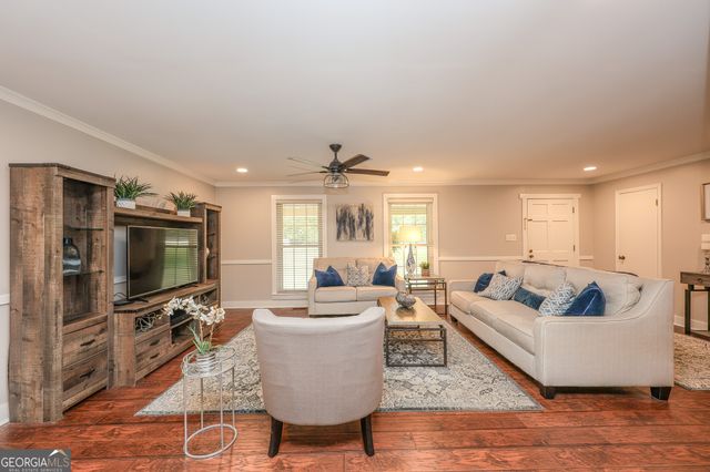 615 Fischer Road, Sharpsburg, GA 30277