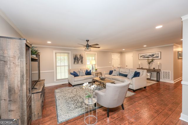 615 Fischer Road, Sharpsburg, GA 30277