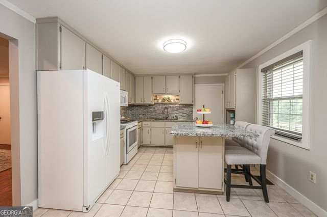615 Fischer Road, Sharpsburg, GA 30277