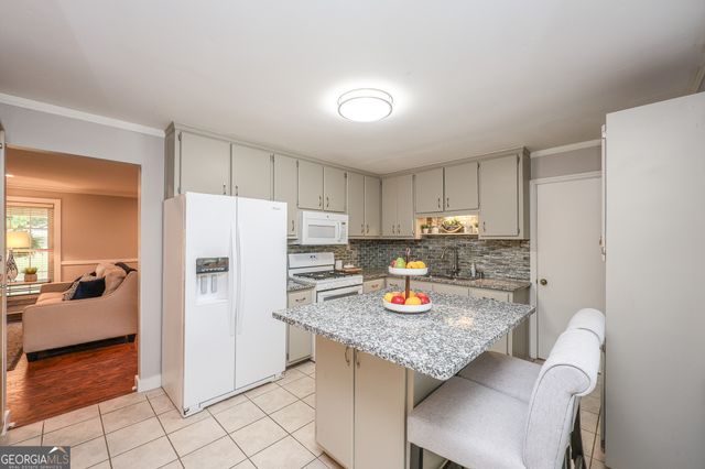 615 Fischer Road, Sharpsburg, GA 30277