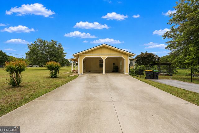 615 Fischer Road, Sharpsburg, GA 30277