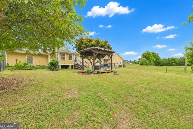 615 Fischer Road, Sharpsburg, GA 30277