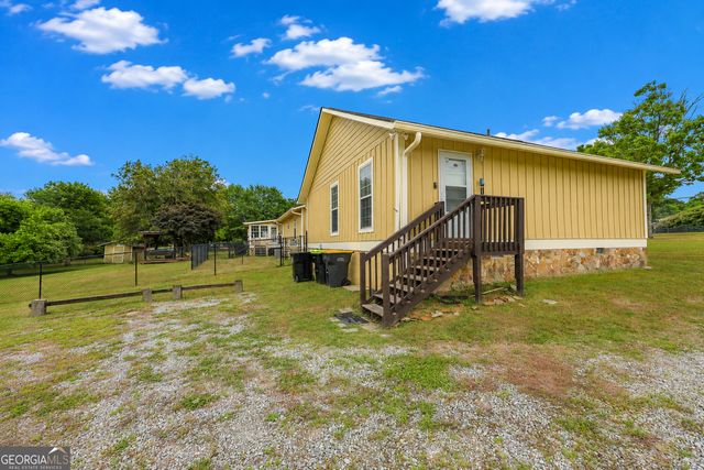 615 Fischer Road, Sharpsburg, GA 30277