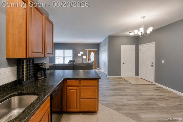 1710 Carlisle Street, Howell, MI 48855